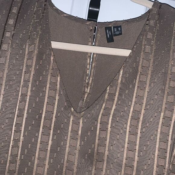 Vero Moda curve ,Yasmin Texture Pattern Peplum Tunic,16W
Euc - Picture 6 of 8